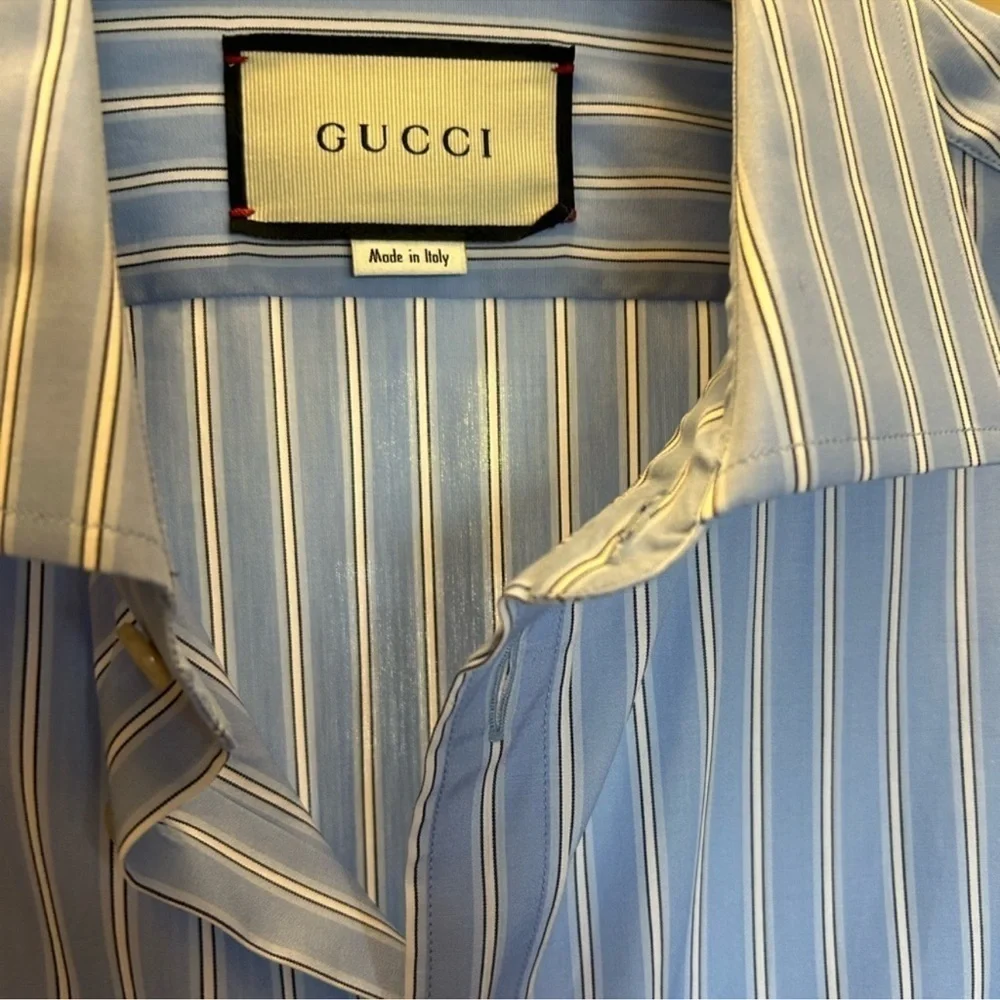Men’s Gucci, blue stripe button up cotton shirt, size 56 made in Italy